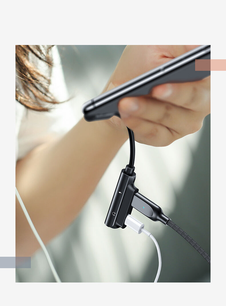 USAMS редукція з 2 lightning конекторами для iPhone - чорний