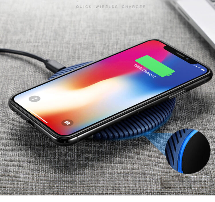 Бездротова QI зарядка з гумою для Apple iPhone - синьо-срібна