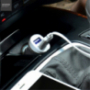 HOCO зарядний пристрій в автомбіль з двома USB портами + lightning роз'єм для Apple iPhone / iPad / iPod - білий
